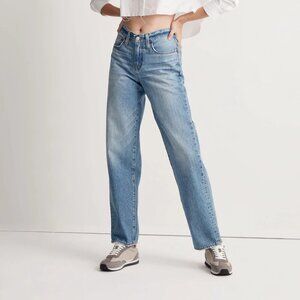 Madewell x Donni womens Low-Rise Loose Jeans‎ in Mathison Wash size 30 NJ167